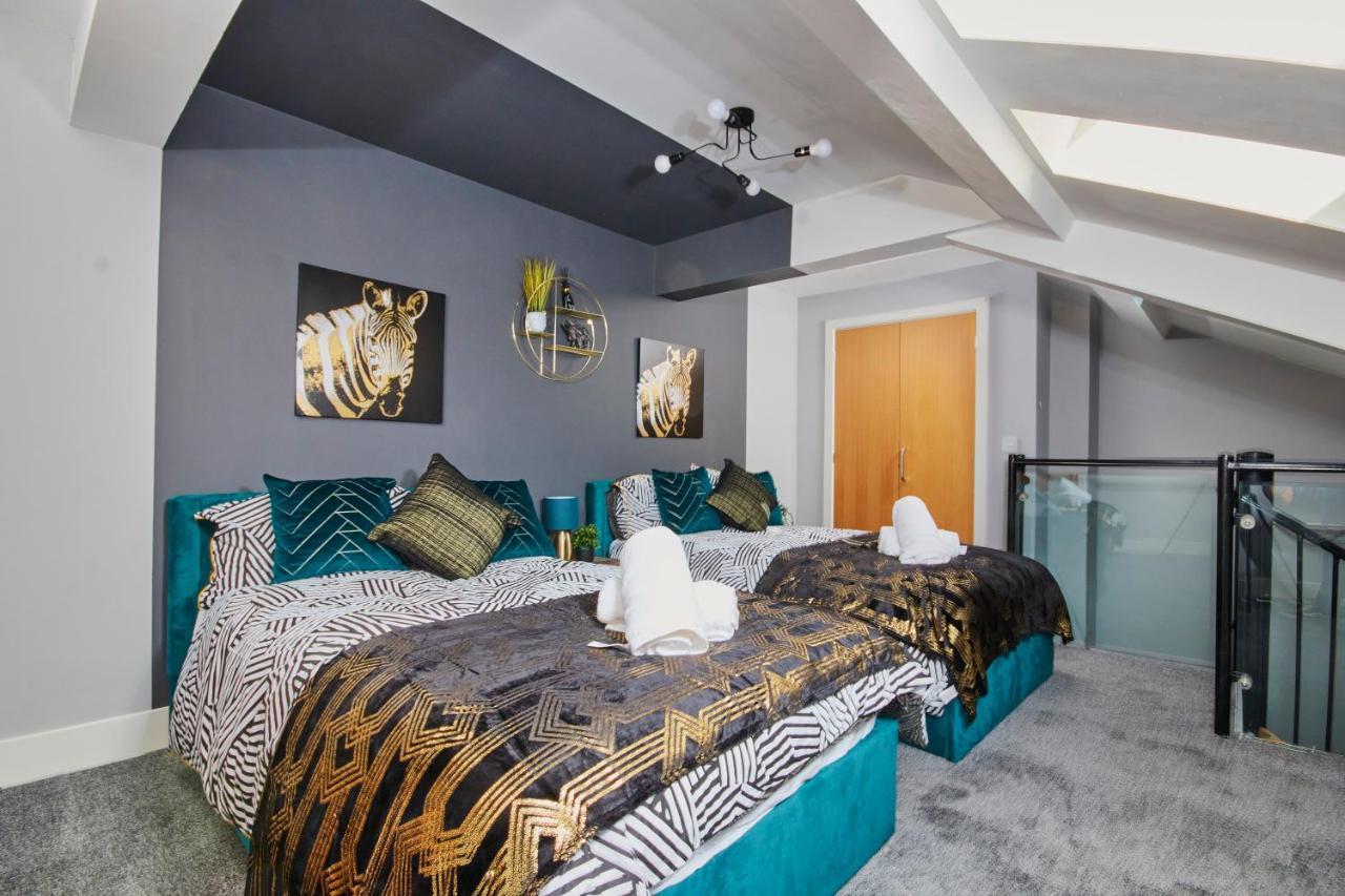 Duplex Yorkshire Penthouse - Parking Appartamento Batley Esterno foto